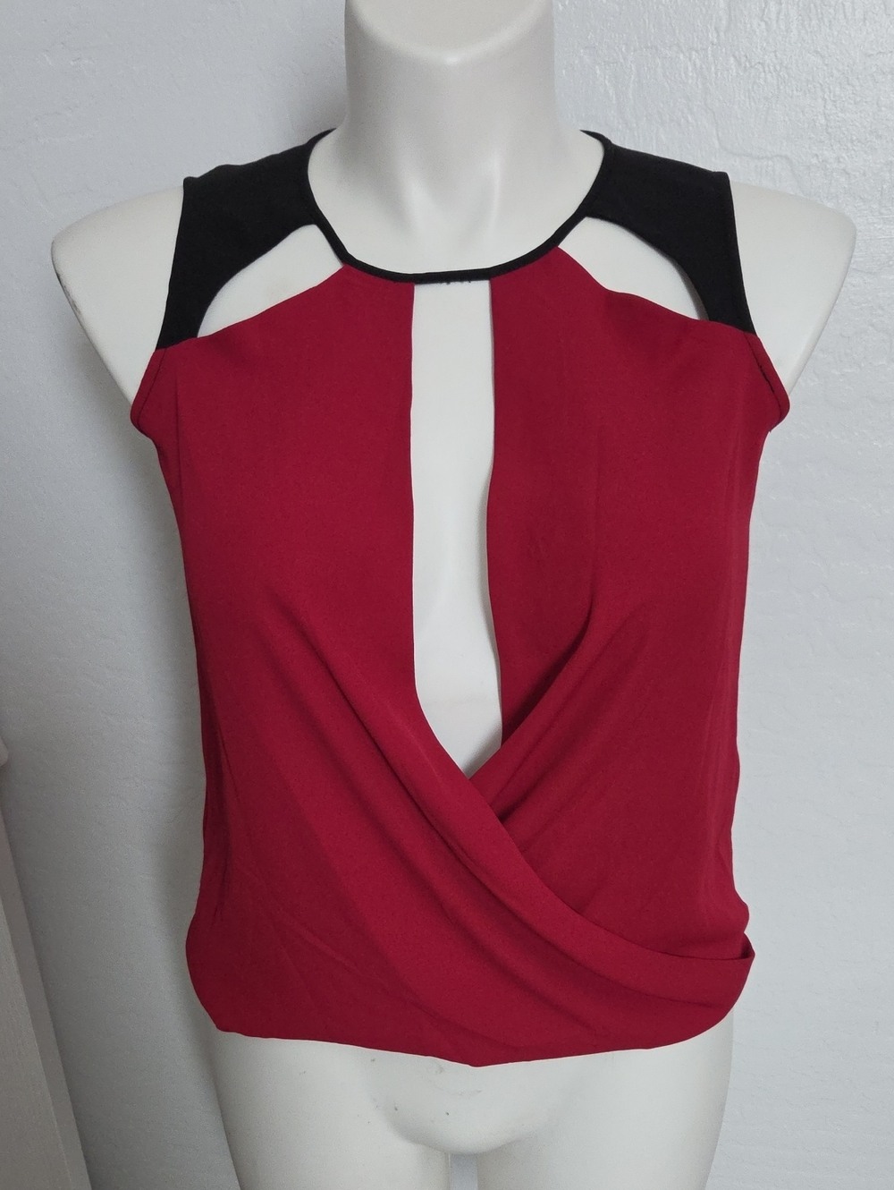 XOXO Red and Black Sleeveless Keyhole Surplice Top